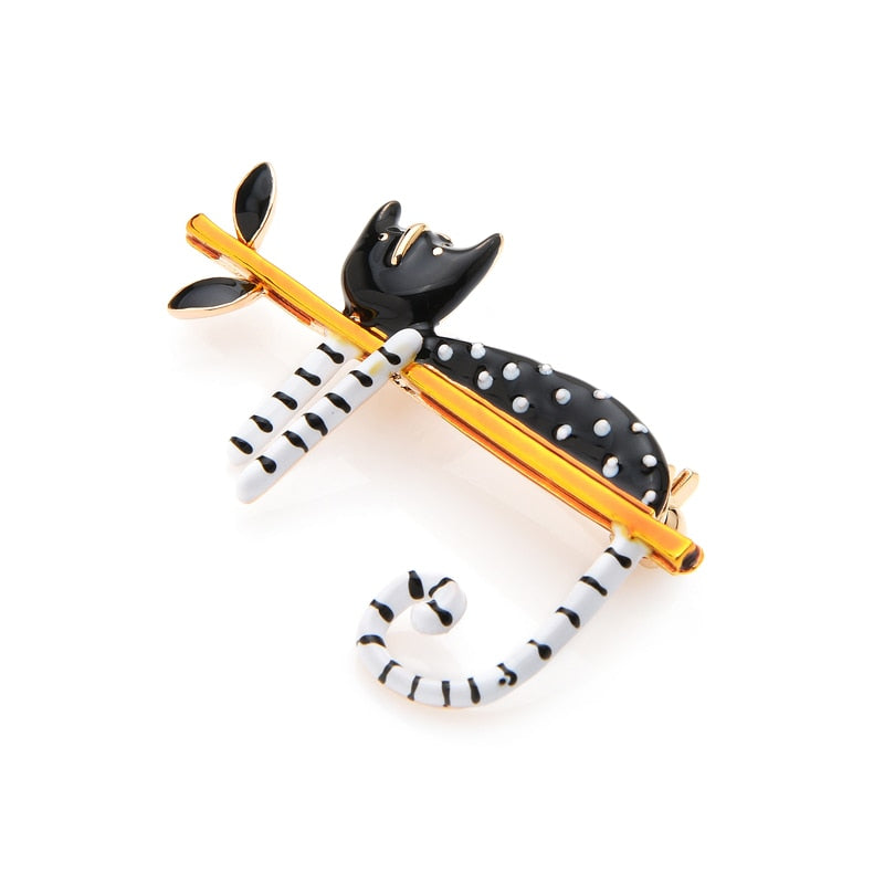 Black and White cat brooch - Black and White cat brooch