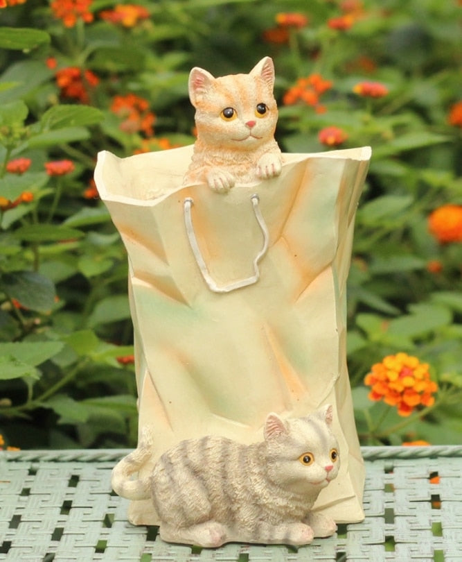 Cat Garden Statue