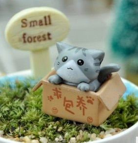 Cute Cat Figurines - Grey