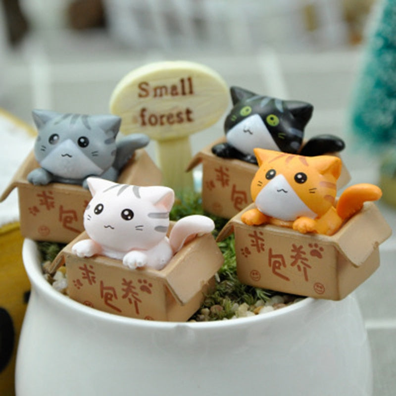 Cute Cat Figurines