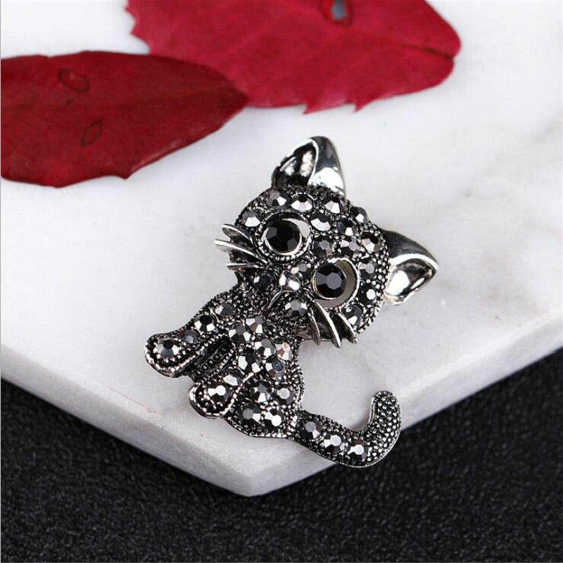 Diamond cat Brooch - Diamond cat Brooch