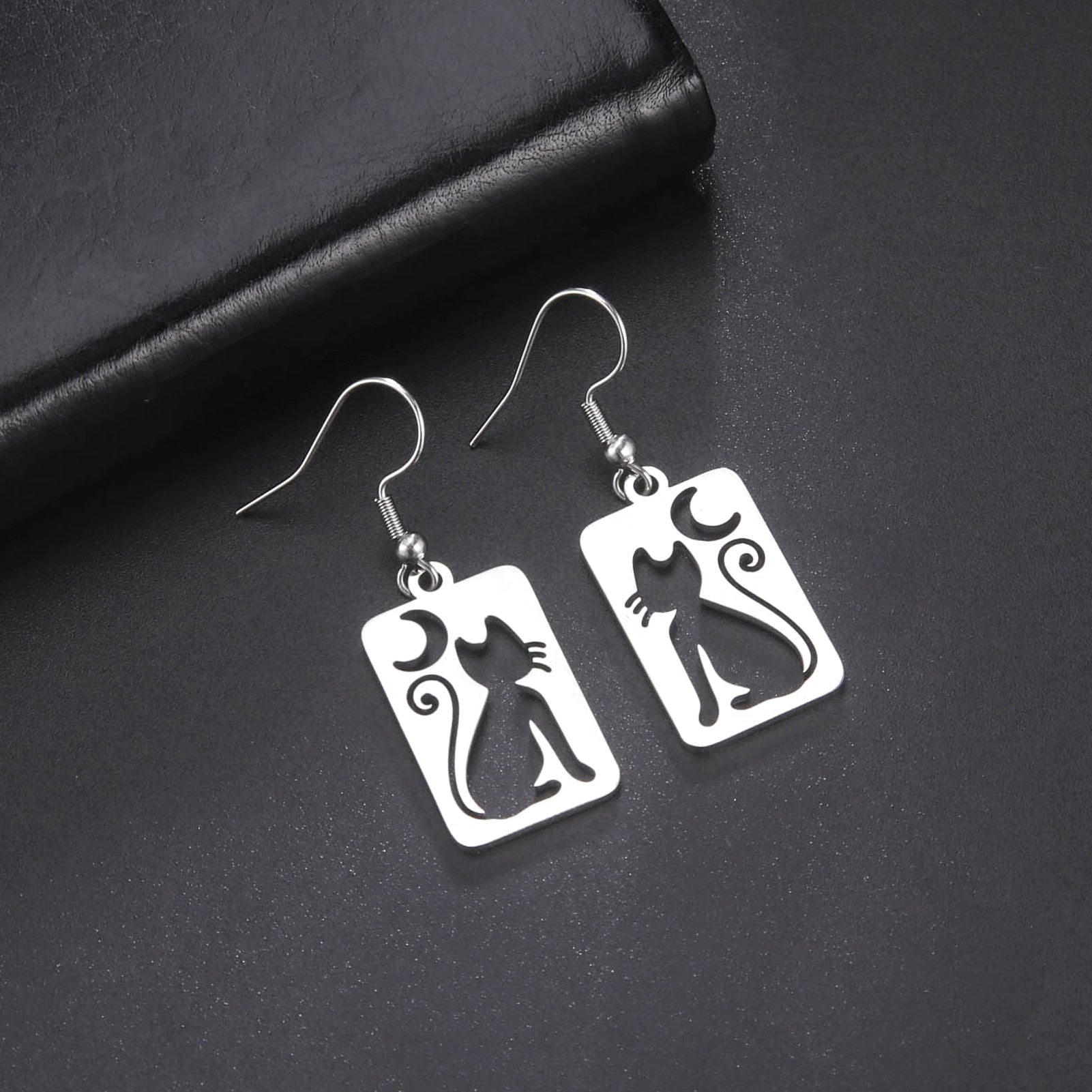 Drop Cat Earrings - Cat earrings