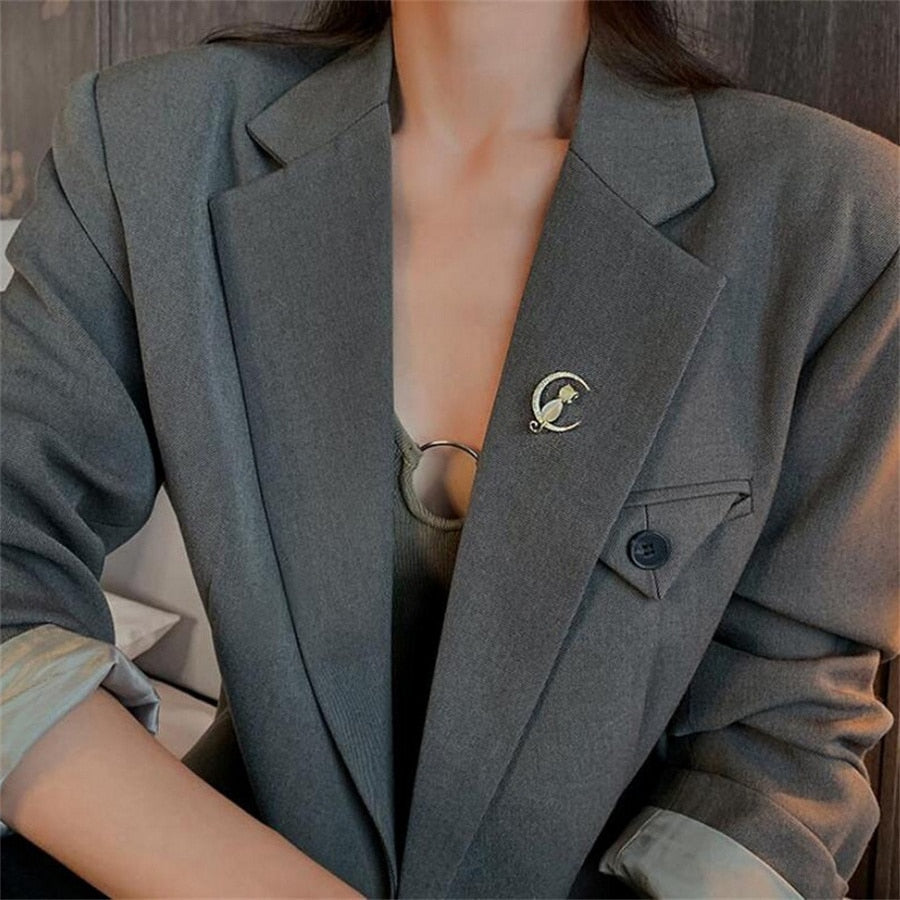 Moon cat Brooch - Moon cat Brooch