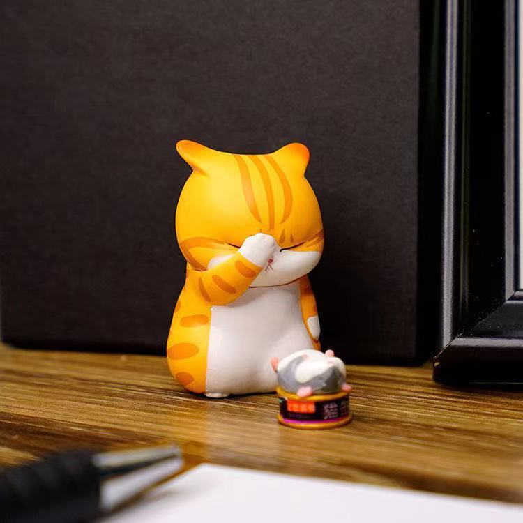 Orange Cat Figurine - Hamster / High About 5CM
