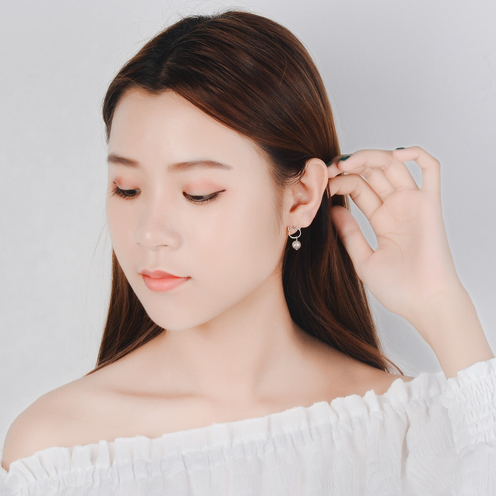 Sweet Pearl Cat Earrings - Cat earrings