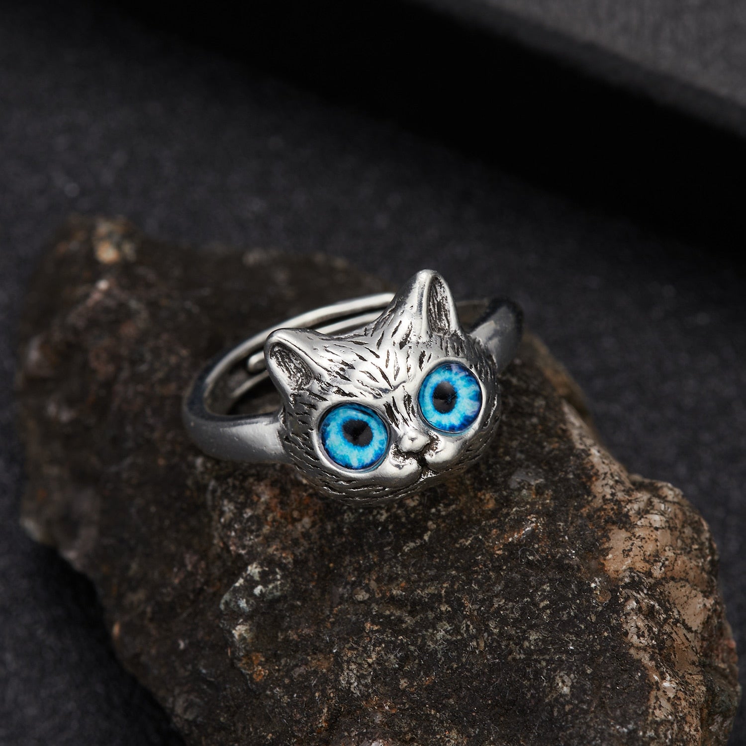 Vintage Cats Eye Ring - cat rings