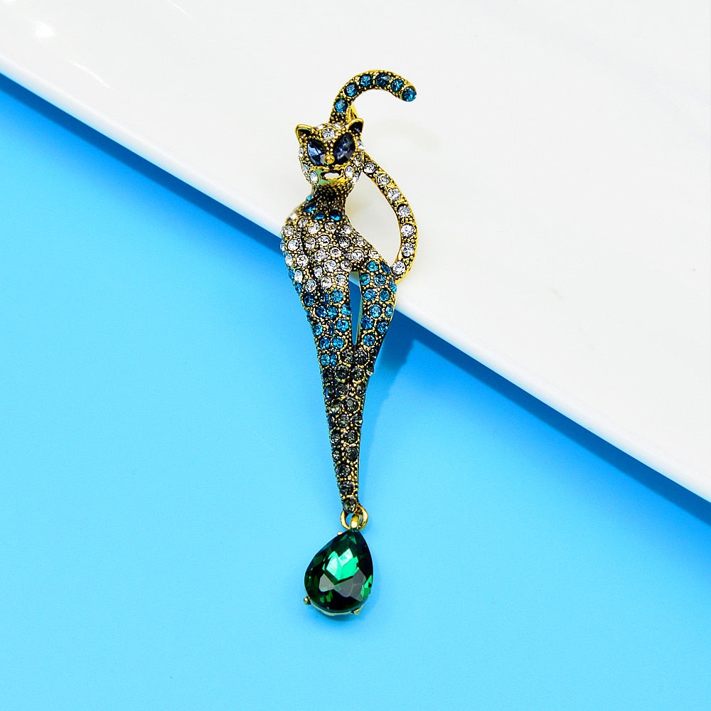 Vintage Rhinestone cat Brooch - Vintage Rhinestone cat