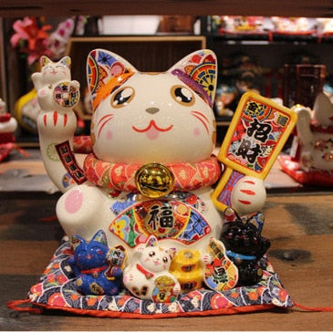 Waving Cat Statue - 30x21x26cm