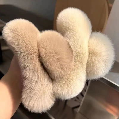 Large Plush Hair Claw Clip, Fuzzy Winter Hair Clip for Women