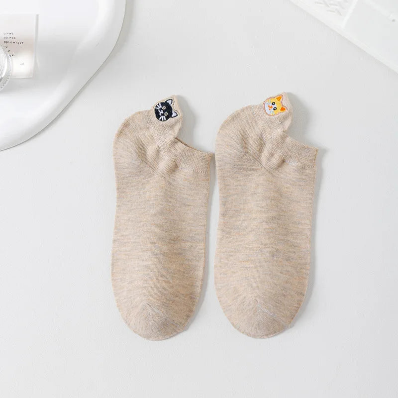 Embroidered Cat Ankle Socks for Women, Cute Mismatched AB Design
