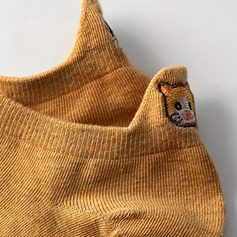 Embroidered Cat Ankle Socks for Women, Cute Mismatched AB Design