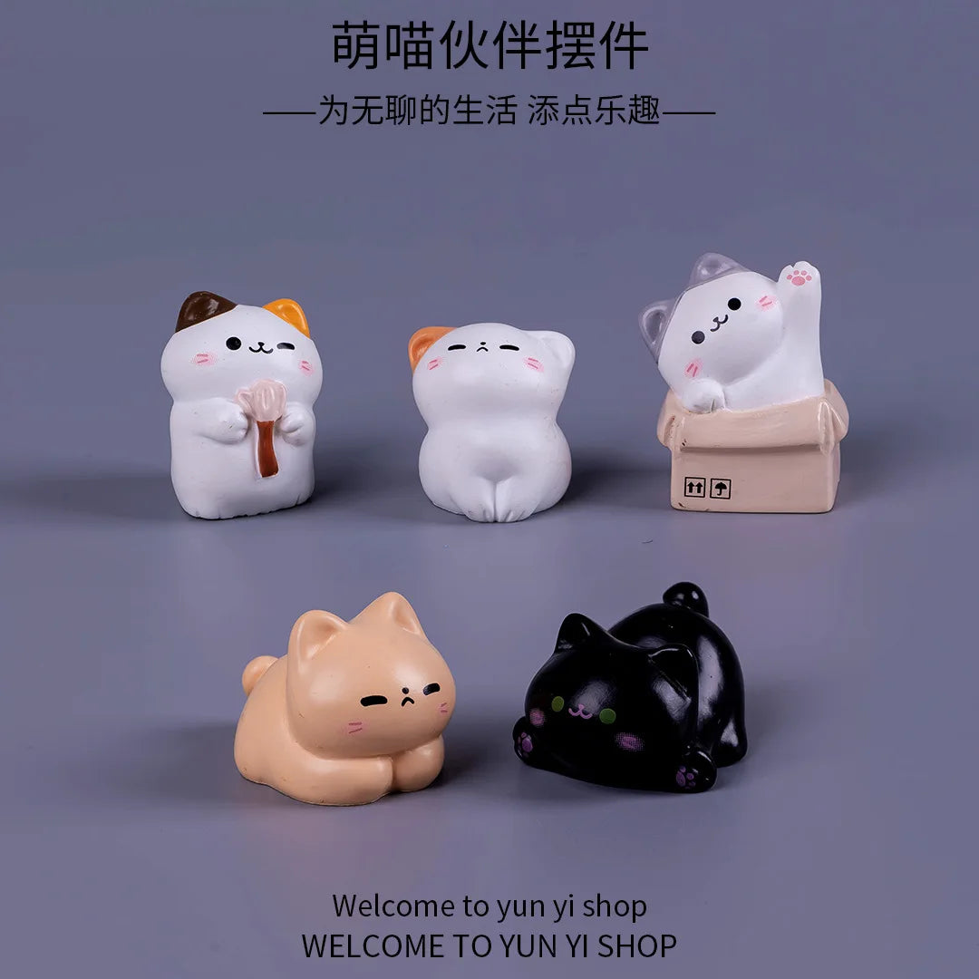 Kawaii Mini Cat Ornament, Tiny Resin Kitten Statue Decor
