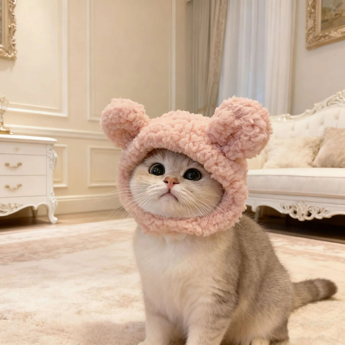 Winter Bear Hood for Cats, Cozy Plush Teddy Bear Hat