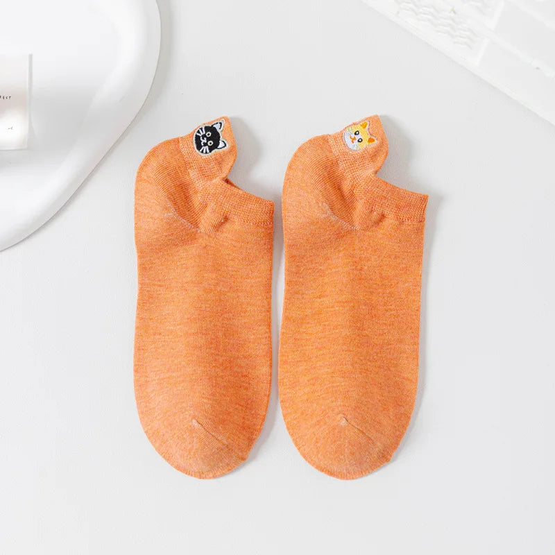 Embroidered Cat Ankle Socks for Women, Cute Mismatched AB Design