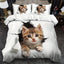 Bettbezug mit weißer Katze