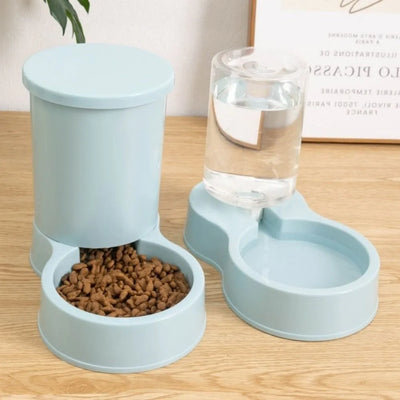 Katzenfutter- und Wasserspender