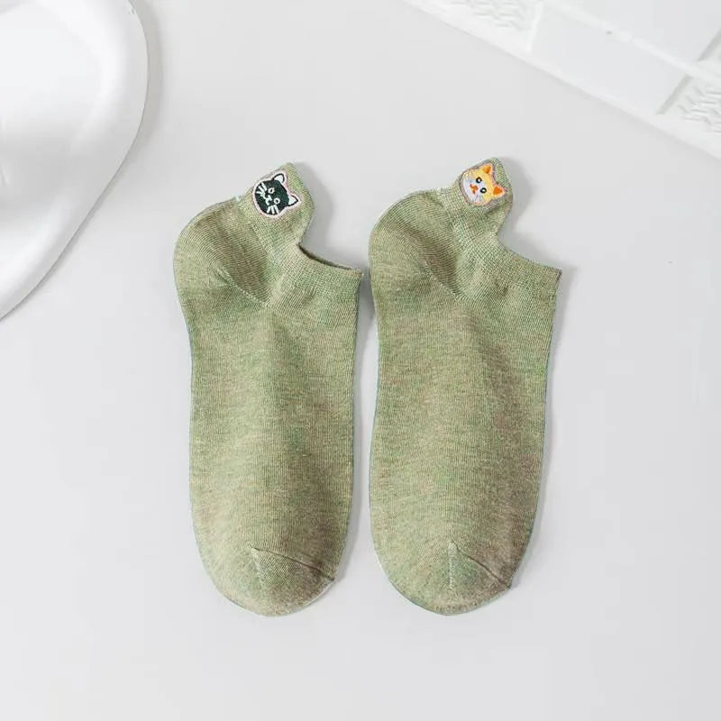 Embroidered Cat Ankle Socks for Women, Cute Mismatched AB Design