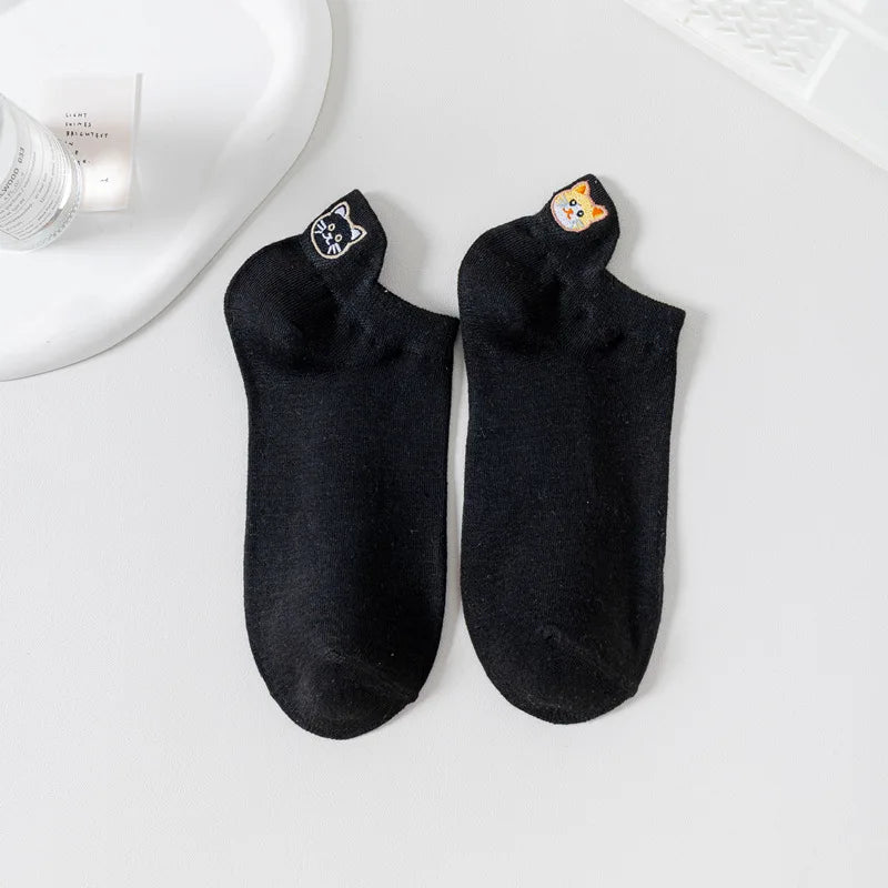 Embroidered Cat Ankle Socks for Women, Cute Mismatched AB Design