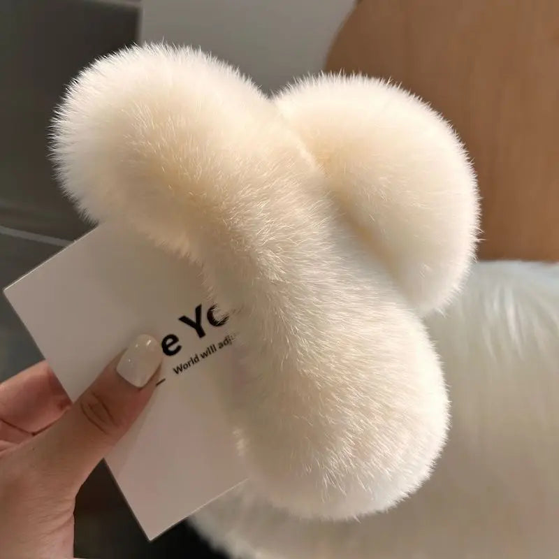 Large Plush Hair Claw Clip, Fuzzy Winter Hair Clip for Women