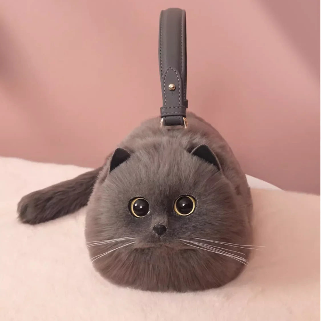 Realistic Fluffy Cat Handbag with Long Plush Tail