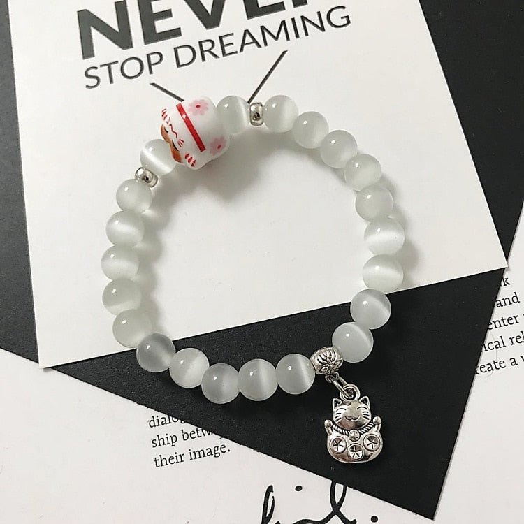 Beaded Japanese Cat Bracelet - White - Cat bracelet
