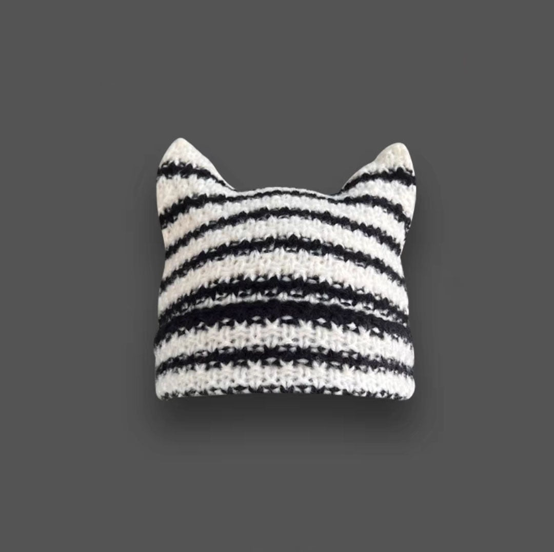 Beanie with Cat Ears - White / 56-58cm - Cat beanie