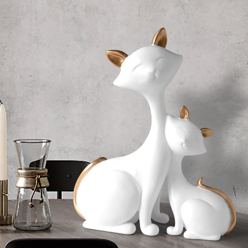 Cahaya Cat Statue