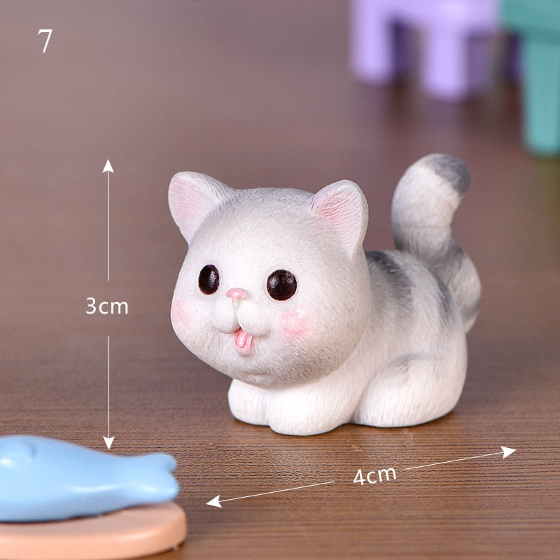 Cartoon Cat Figurines - Grey