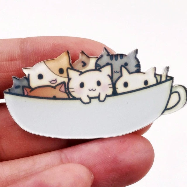 Cat bucket pins - Light Yellow Gold Color