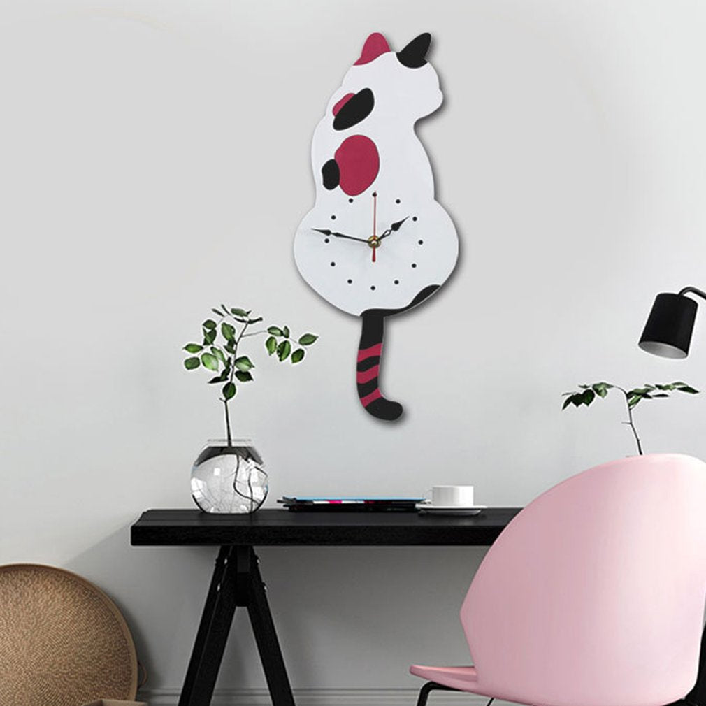 Cat Clock with Moving Tail