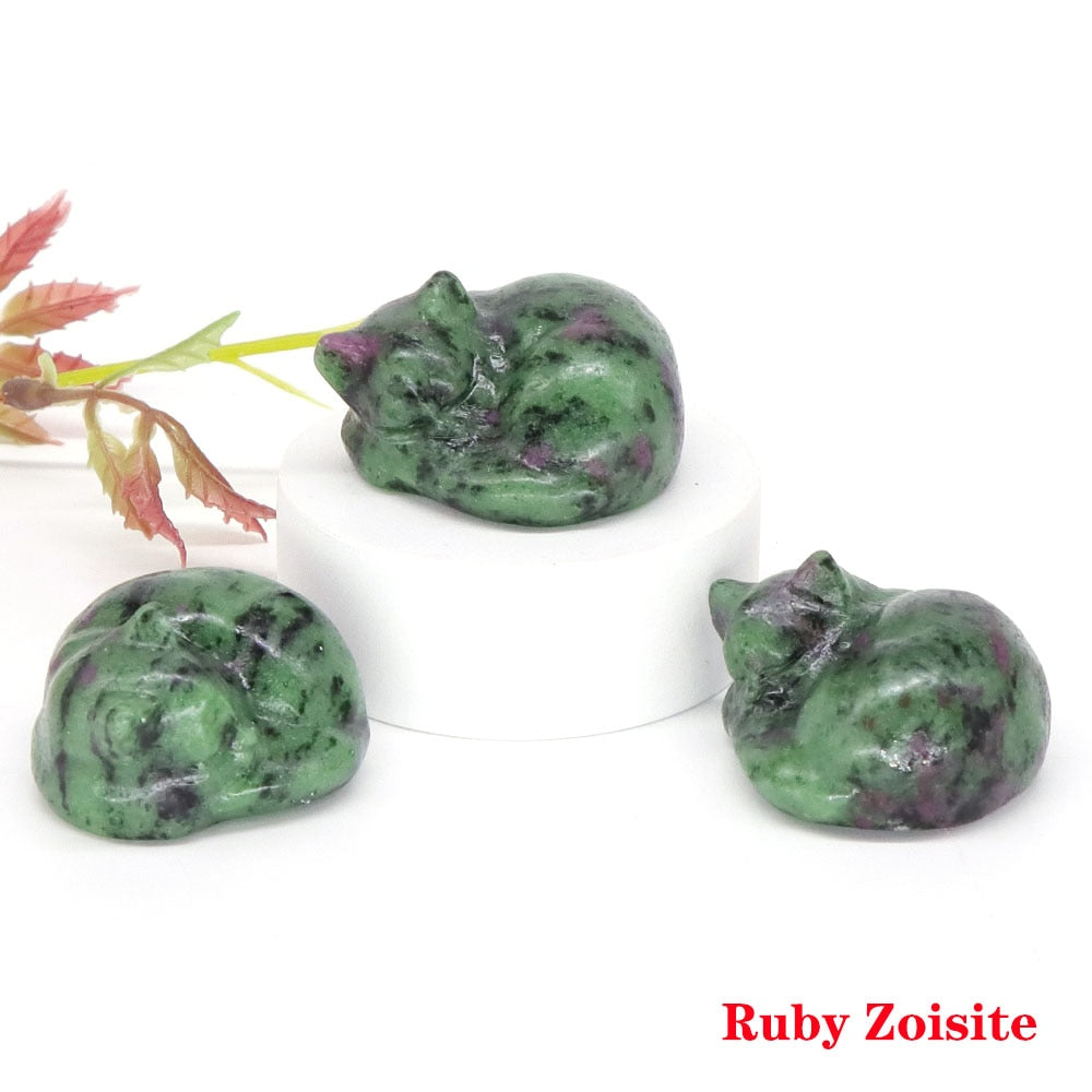 Crystal Cat Figurine - Ruby Zoisite / 1pc