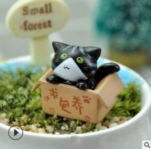Cute Cat Figurines - Black