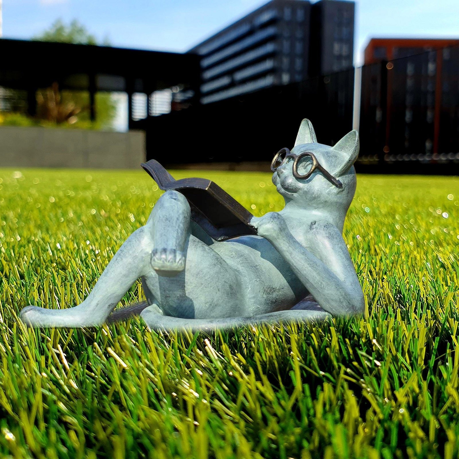 Funny Cat Statue