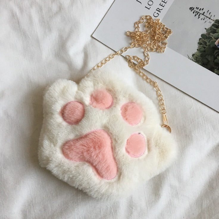 white-furry-cat-paw-handbag