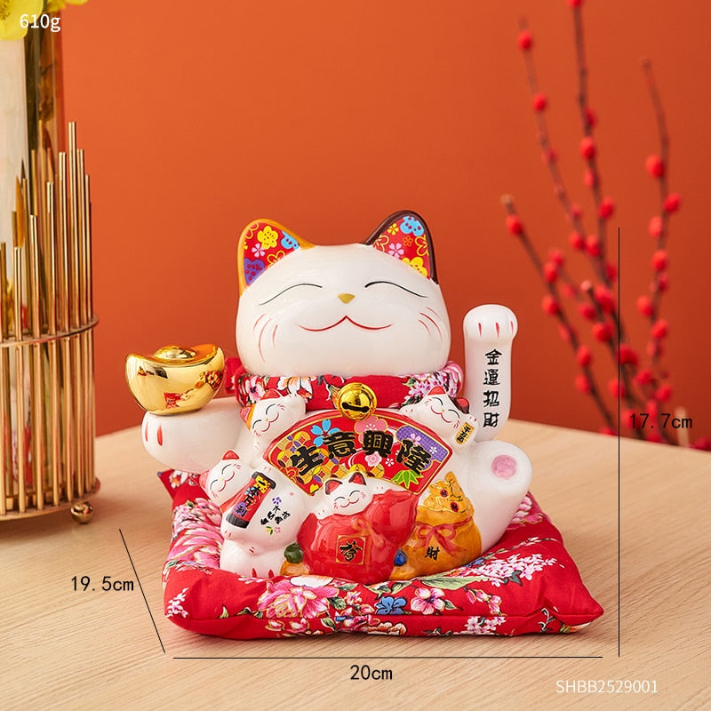 Lucky Cat Figurine - Height 17.7cm 6.9in