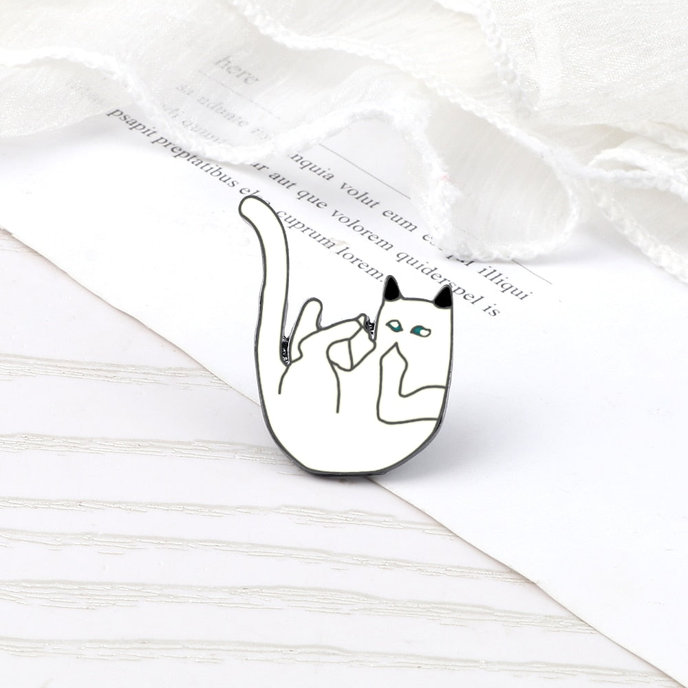 Lying Cat Enamel pin - Playing