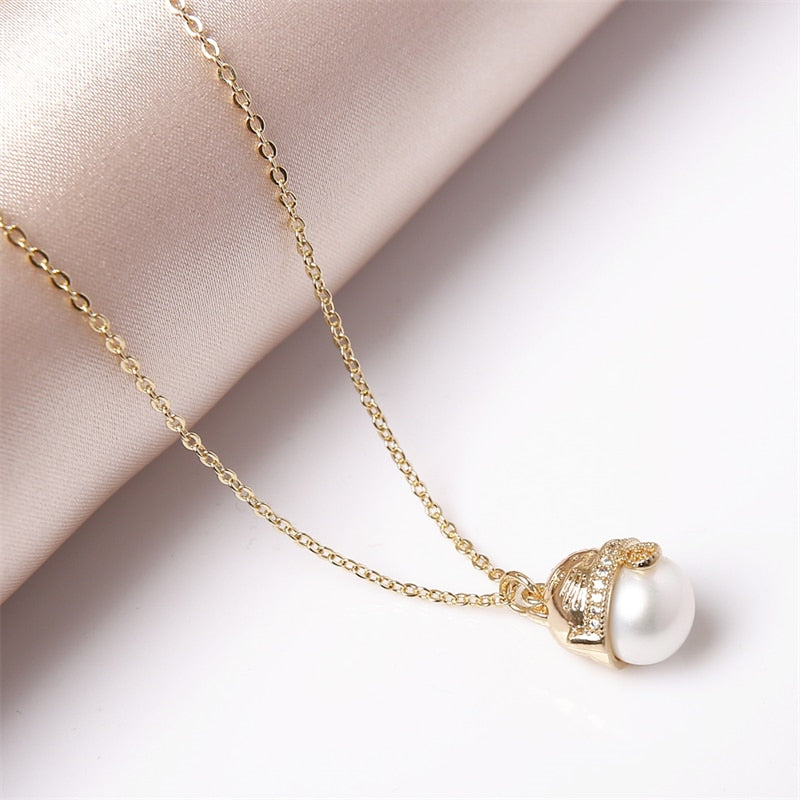 Maneki Neko Necklace - Cat necklace