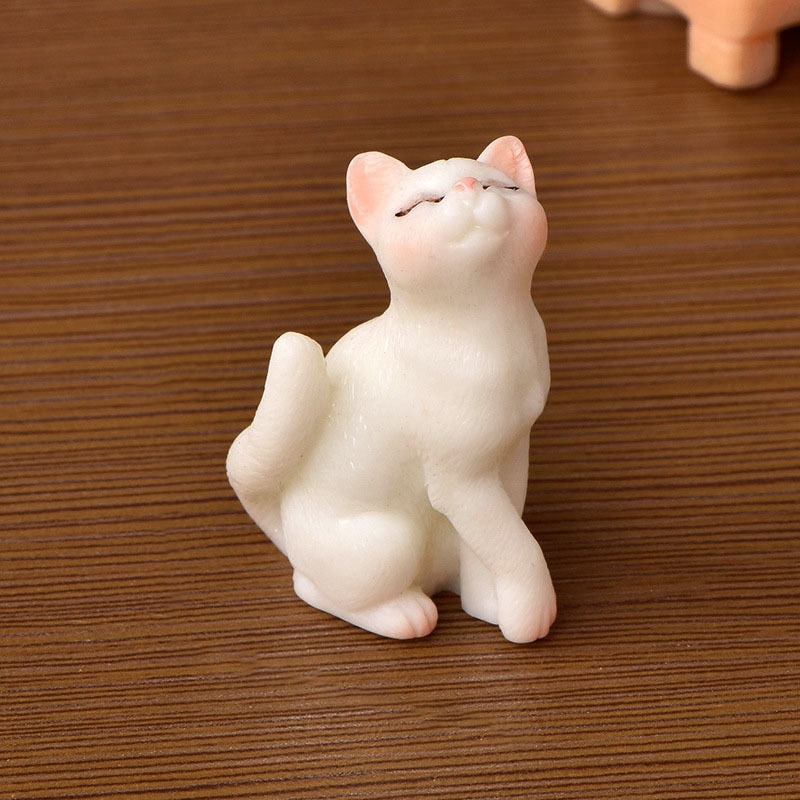 Miniature Cat Figurines - Heads Up