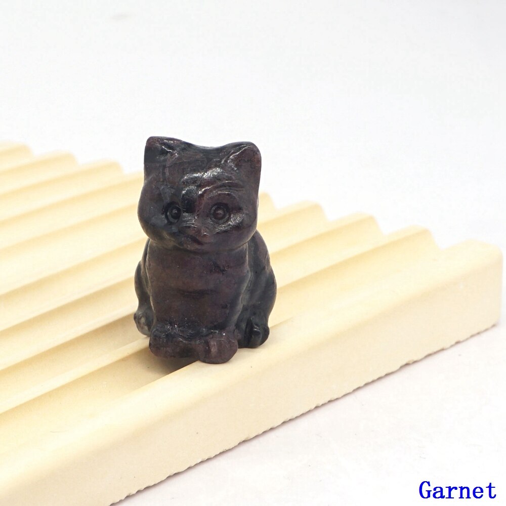 Natural Crystal Cat Figurines - Garnet / 1pc
