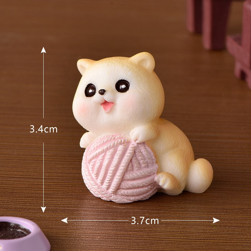 Resin Cat Figurines - 3 / China