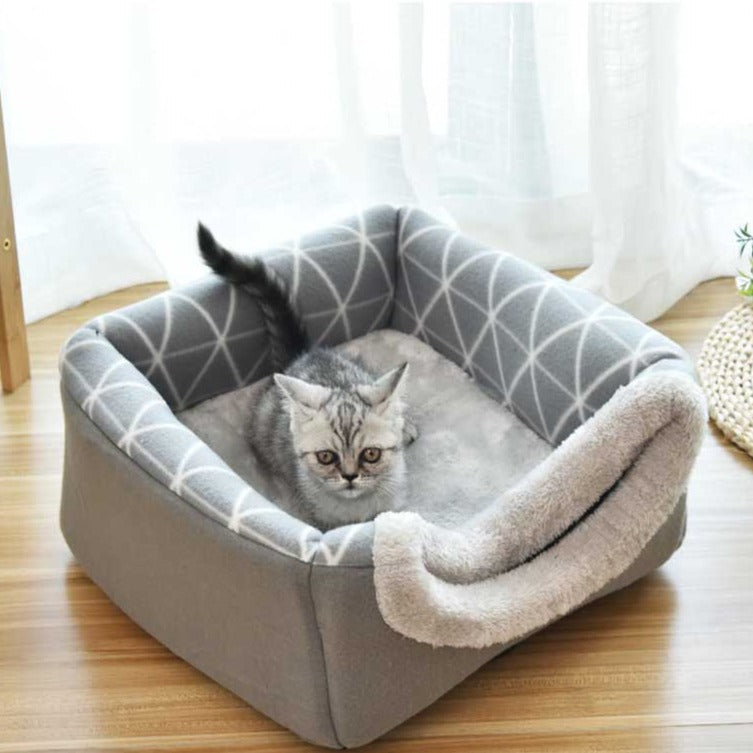 Self warming Cat Bed