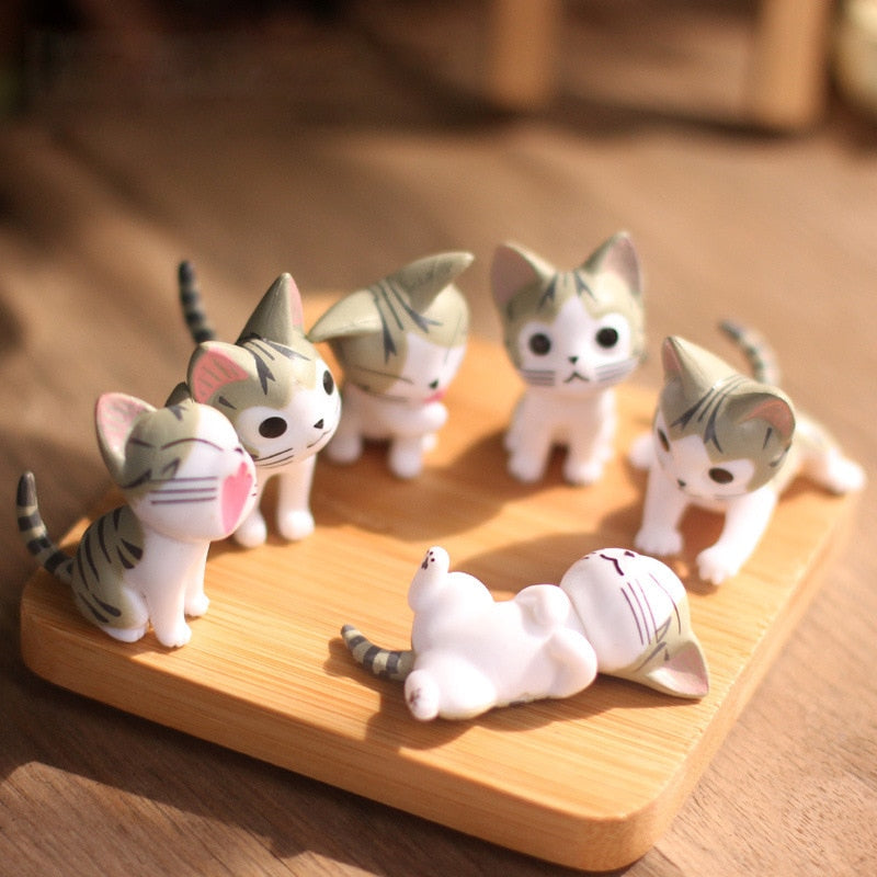 Small Cat Figurines - Grey Random / China