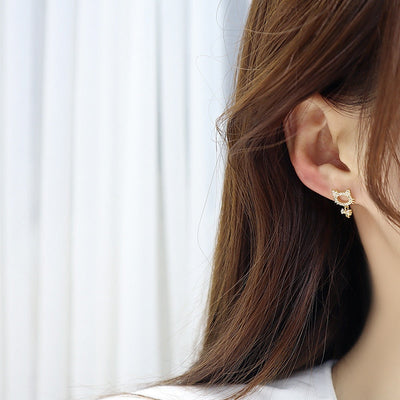 Tiny Kitty Cat Earrings - Cat earrings