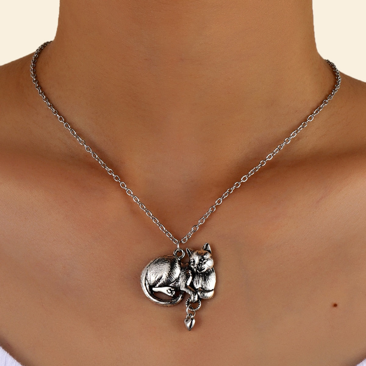 Vintage Cat Necklace - Cat necklace