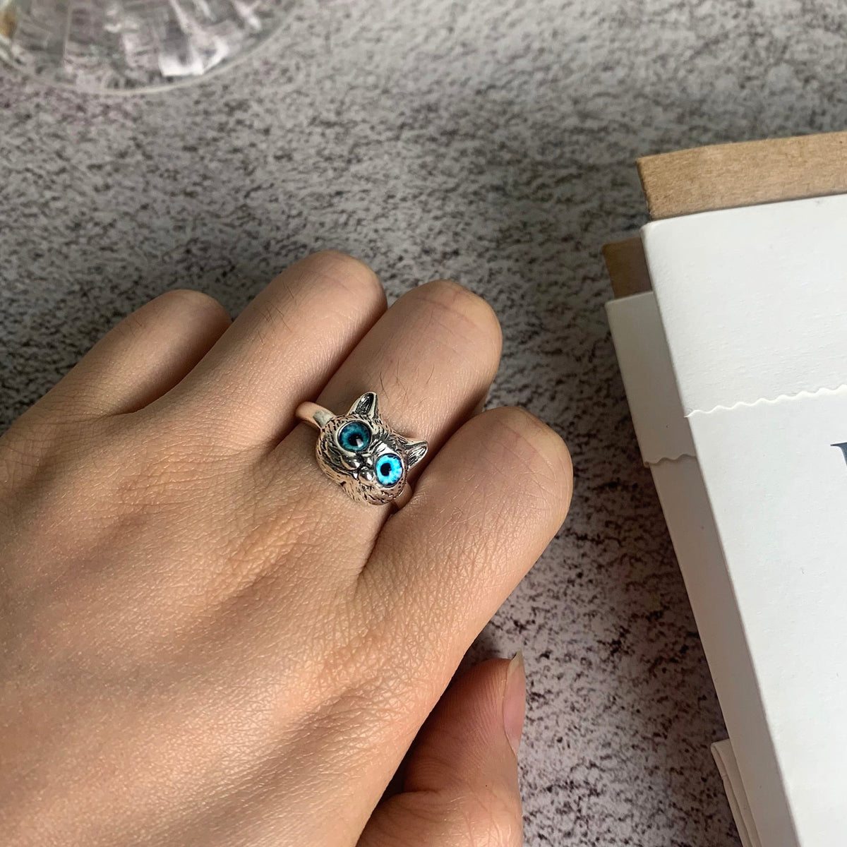 Vintage Cats Eye Ring - cat rings