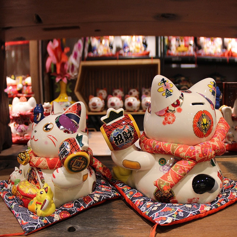 Waving Cat Statue